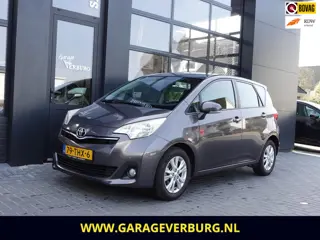 Toyota Verso-S 1.3 VVT-i Automaat (Airco,Camera,Navi,Trekhaak,Lm velgen)