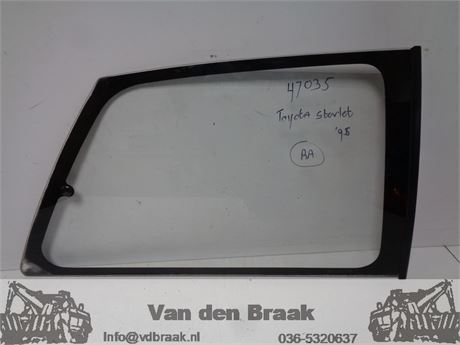 Toyota Starlet 3 deurs 1990-1996 Zijruit rechts achter