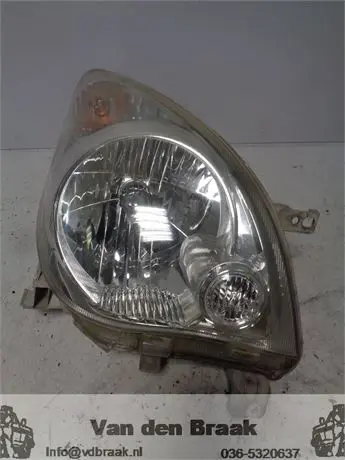 Daihatsu Cuore 2007-2013 Koplamp rechts