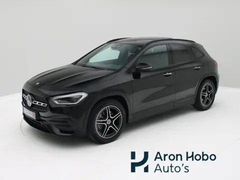 Mercedes-Benz GLA-klasse 200 AMG Pano, Memory, Trekhaak, Camera, KeylessGO