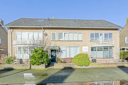 Woning aan de Middenweg te Den Helder