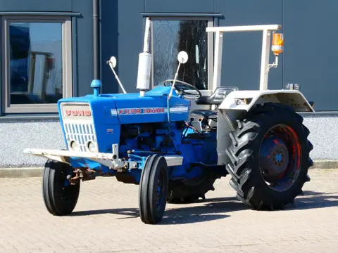 Ford 3000 2wd / 6606 Draaiuren / Margetrekker