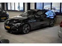 BMW 3-serie Touring 320i M Sport / Panoarama / Leder / NL Auto / 19 Inch / Shadowline
