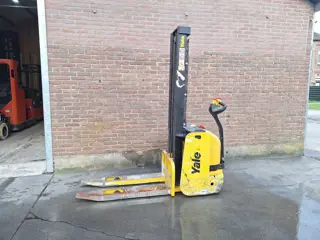 Yale Stapelaar duplo met accu 2020 (0043) (bj 2006)