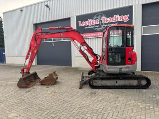 New Holland E50.2C excavator, 2x buckets, 2011 year !