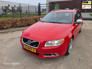 Volvo V70 2.0T R-Edition LEDER PDC NAVI VOL!