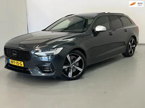 Volvo V90 2.0 T8 AWD R-Design / Pano / Harman / CarPlay / Trekhaak