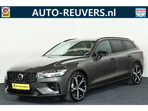 Volvo V60 2.0 T8 Plug-in hybrid AWD Plus Dark / LED / Pilot assist / Harmankardon / CarPlay
