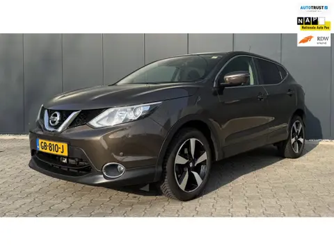 Nissan Qashqai 1.2 Connect Edition Airco cruise Trekhaak Navi Camera