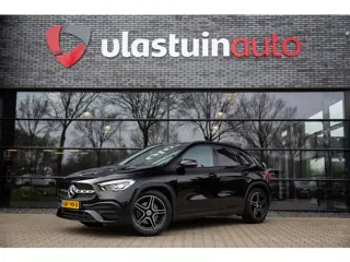 Mercedes-Benz GLA 200 AMG Line , Trekhaak, Achteruitrijcamera, Stoelverwarming,