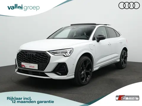 Audi Q3 Sportback 45 TFSI e 245 pk S-Line | Panoramadak | Trekhaak | Geheugenstoel | Leder/alcantara