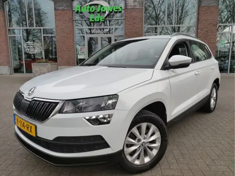 Škoda Karoq 1.0 TSI Business Edition Trekhaak - Virtual dashboard - Apple Carplay - NL auto - Lage K