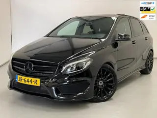 Mercedes-Benz B-klasse 180 AMG Night Edition / Pano / NL-auto
