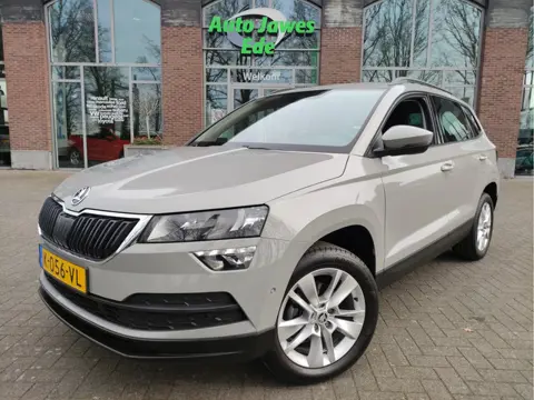 Škoda Karoq 1.5 TSI DSG ACT Business Edition Wegklapbare trekhaak - Dodehoek detectie - Stoel+Voorru