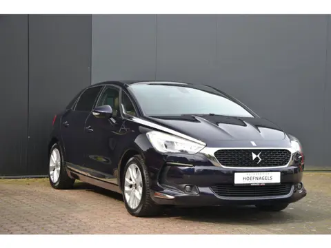 DS 5 1.6 THP 1955 * So Chic * 165 pk Automaat * Leder * Led