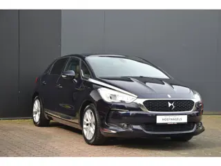 DS 5 1.6 THP 1955 * So Chic * 165 pk Automaat * Leder * Led