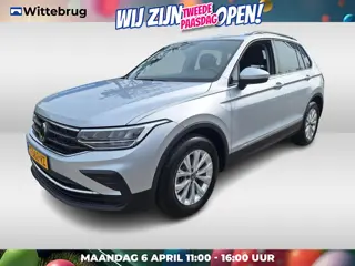 Volkswagen Tiguan 1.5 TSI Life 14.478 km !!!  LED / Navi by APP