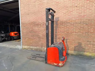 Linde Stapelaar 1600 kilo 383 cm (0049)
