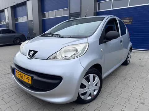 Peugeot 107 1.0-12V XR 5deurs inruil topper!!