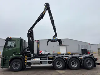 Iveco AD350X50ZY PS on Plus (bj 2026, automaat)