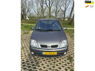 Renault Scénic 1.6-16V RXT