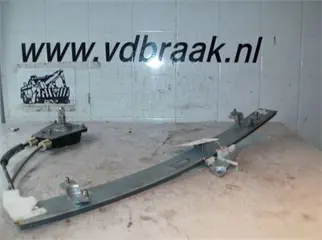 Kia Rio 5-deurs 2003-2005 Raammechaniek links voor