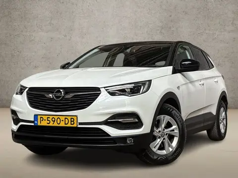 Opel Grandland X 1.2 Turbo Sport (APPLE CARPLAY, PARELMOER, NAVIGATIE, STUUR/STOELVERWARMING, GETINT