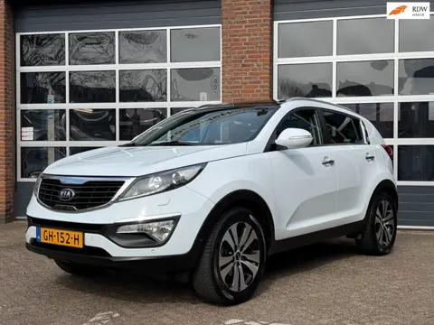 Kia Sportage 2.0 Super Pack, Automaat, pano dak, 1/2 leder, navi, camera, cruise, PDC, Trekhaak etc.