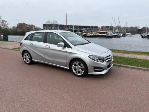 Mercedes-Benz B-klasse 180 Ambition