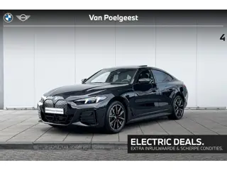 BMW i4 eDrive35 M Sport Edition M Sport Pro / Glazen Schuifdak / Adaptieve Cruise Control / Comfort 