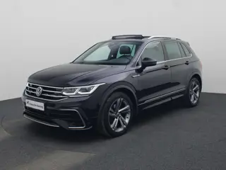Volkswagen Tiguan 1.5TSI/150PK R-Line DSG · Panoramadak · Navigatie · Camera + Parkeersensoren · Sto