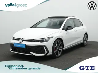 Volkswagen Golf 1.5 eHybrid 272 pk DSG GTE | Panoramadak | 360 Camera | Head-up display | IQ Light |