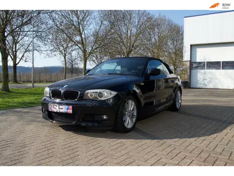 BMW 1-serie 125i M Sport 3 liter Automaat in nieuwstaat