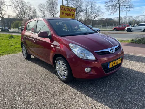 Hyundai I20 1.4i DynamicVersion AIRCO