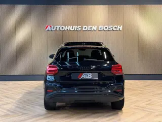 Audi Q2 35 TFSI S Line Edition One - Pano - Ambiance