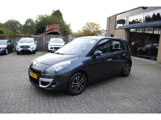 Renault Scénic 1.4 TCE Sélection Business Sport