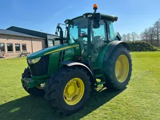 John Deere 5100R-703570