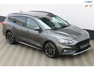 Ford Focus Wagon 1.5 EcoBoost Active Navi Carplay Trekhaak !!