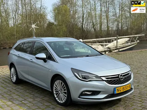 Opel Astra Sports Tourer 1.0 Innovation Dealer onderhouden airco cruis control navigatie parkeer sen