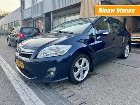 TOYOTA AURIS 1.8 Full Hybrid Dynamic Bns CLIMA CAMERA KEYLESS NAP