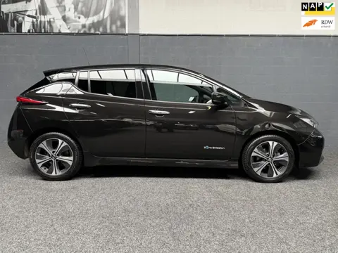 Nissan LEAF N-Connecta 40 kWh BTW AUTO