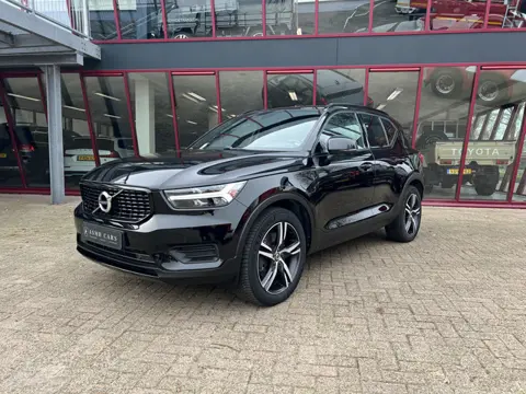 Volvo XC40 1.5 T5 Twin Engine R-Design | BTW | Leder | CC | PDC | Camera | Trekhaak |