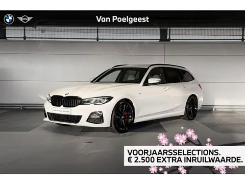 BMW 3 Serie Touring 318i M-Sport M-Sport / 19inch / Getinte ramen / Hifi Audio systeem / Stoelverwar