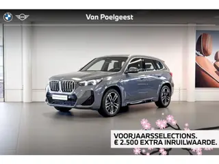 BMW iX1 xDrive30 67 kWh | M Sport | Stoelverwarming | Driving Assistant Plus | Selections 2500