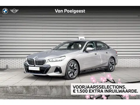 BMW 5 Serie Sedan 520i M Sportpakket / Innovation Pack / Comfort Pack / Stoelventilatie / Elektrisch