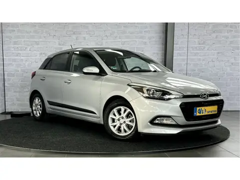 Hyundai i20 1.0 T-GDI Go! / PDC / Cruise / Camera / Trekhaak