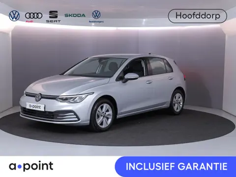 Volkswagen Golf 1.0 eTSI Life 110pk DSG | Camera| Navi| LM-velgen| Park-sensors| Keyless start