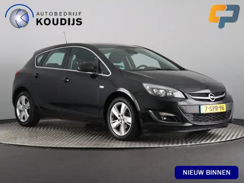 Opel Astra 1.4 Turbo Design Edition (NL-Auto / Trekhaak / Cruise / PDC)