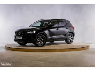 Volvo XC40 2.0 T4 R-Design | Panorama dak | Adaptieve cruise | Memory | Harman Kardon |