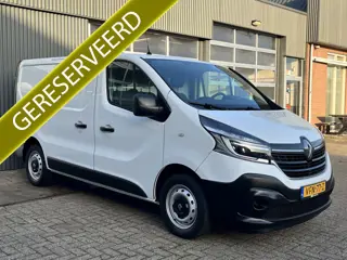 Renault Trafic 1.6 dCi L1H1 Euro 6 Airco Cruise controle 3-Persoons Telefoonverbinding Parkeersensor
